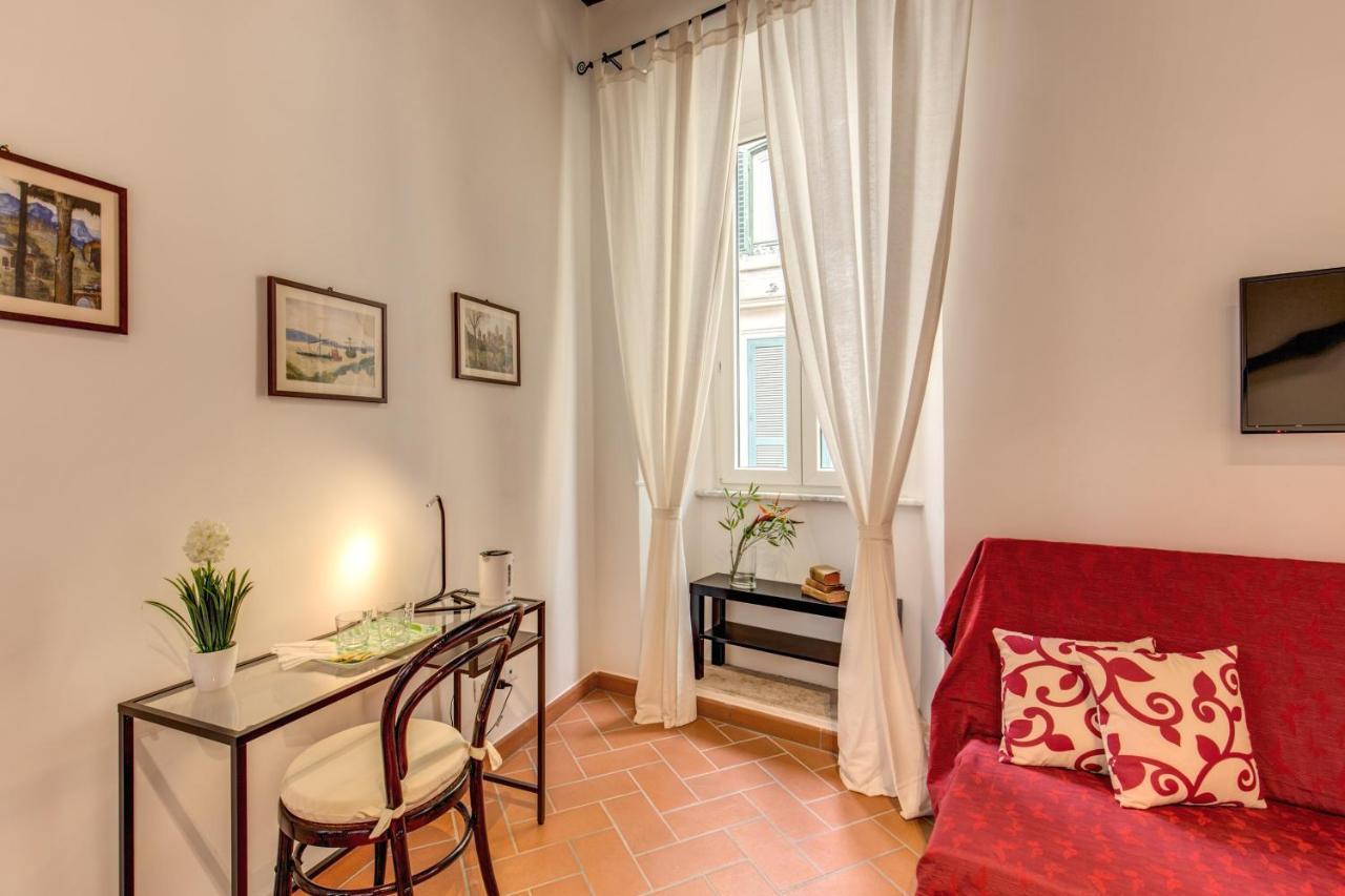 Piccolo Trevi Suites Rome Buitenkant foto