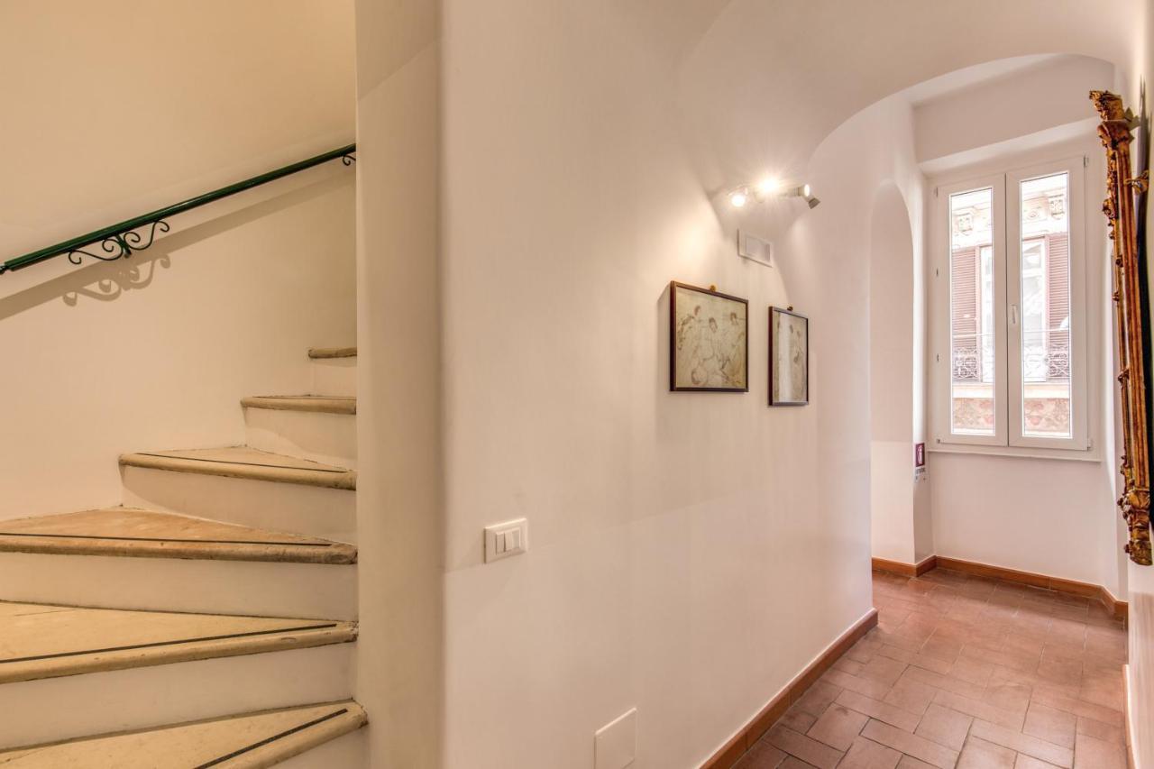 Piccolo Trevi Suites Rome Buitenkant foto