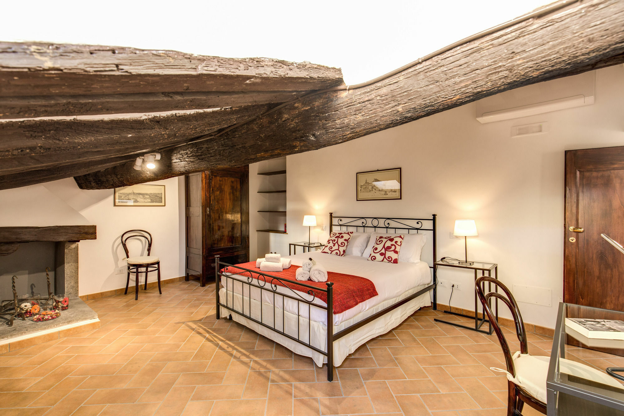 Piccolo Trevi Suites Rome Buitenkant foto