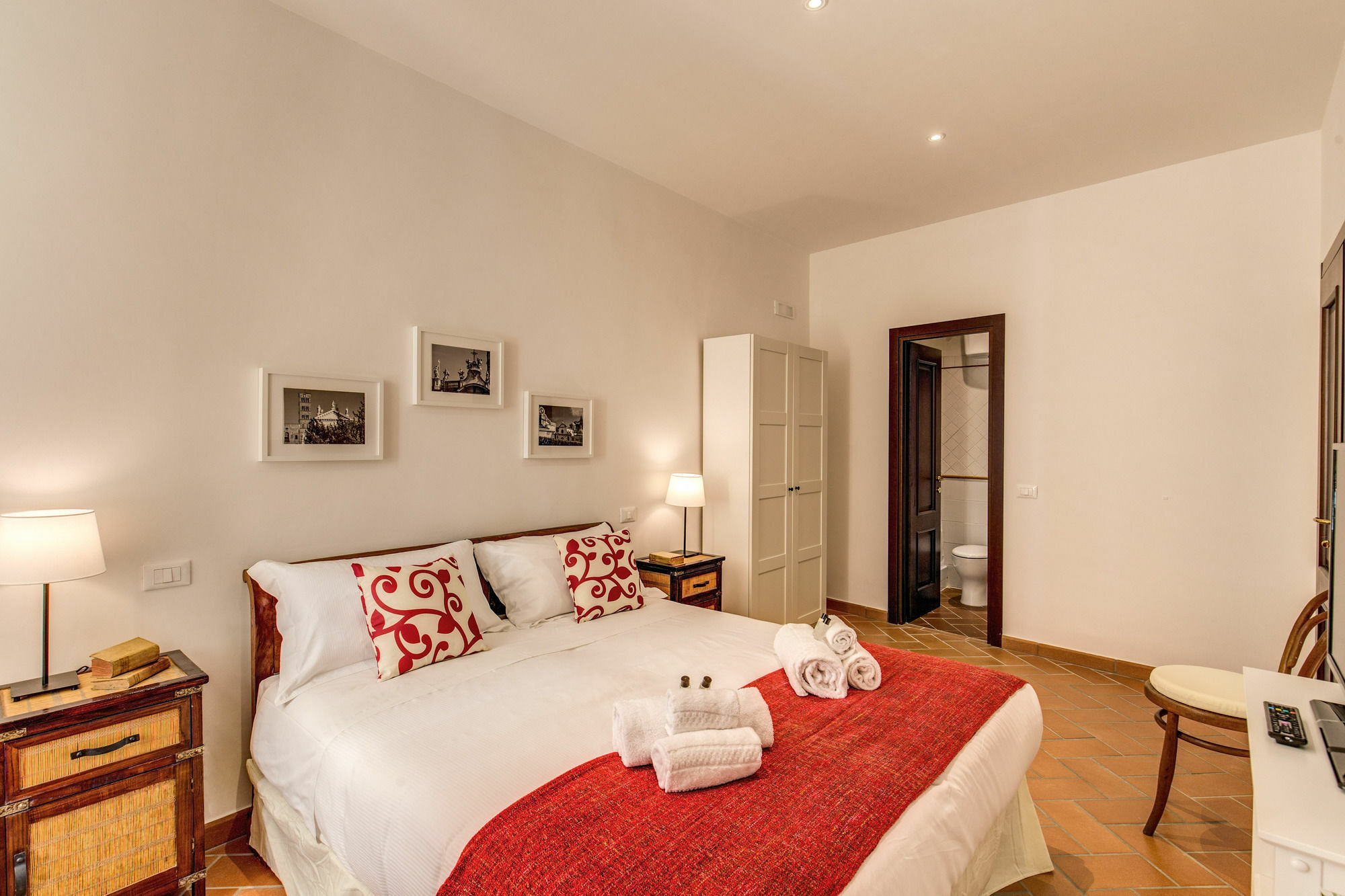 Piccolo Trevi Suites Rome Buitenkant foto